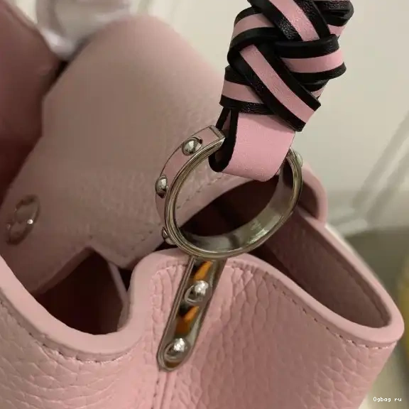 CAPUCINES VUITTON LOUIS BB 0422